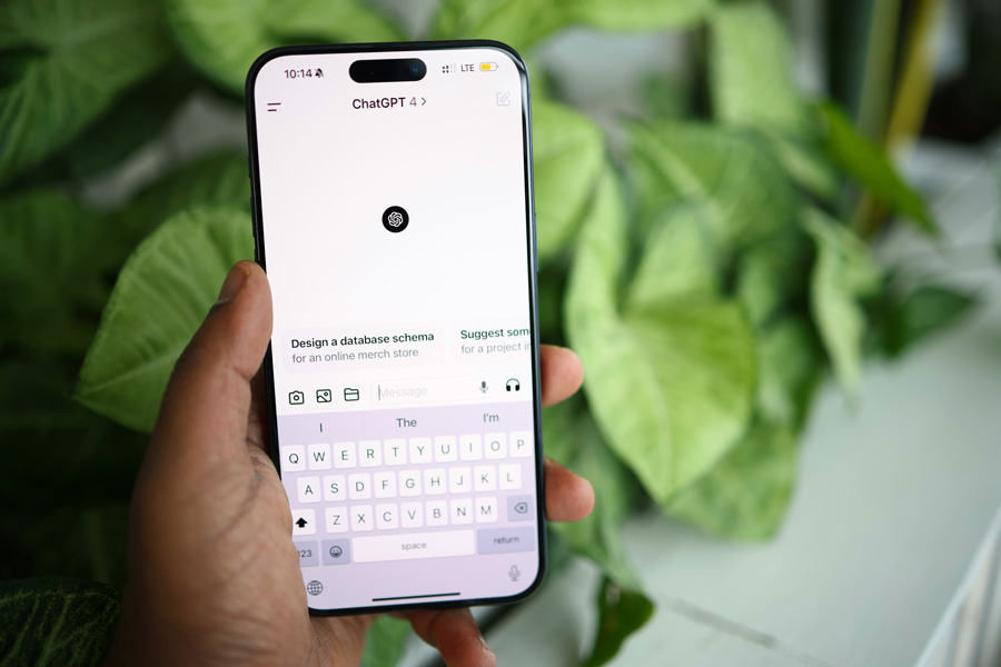 Using AI as a Creative Assistant
