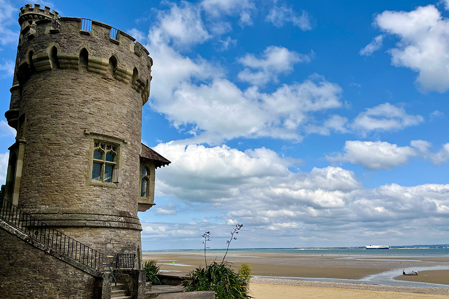 Isle of Wight Beach & Castle